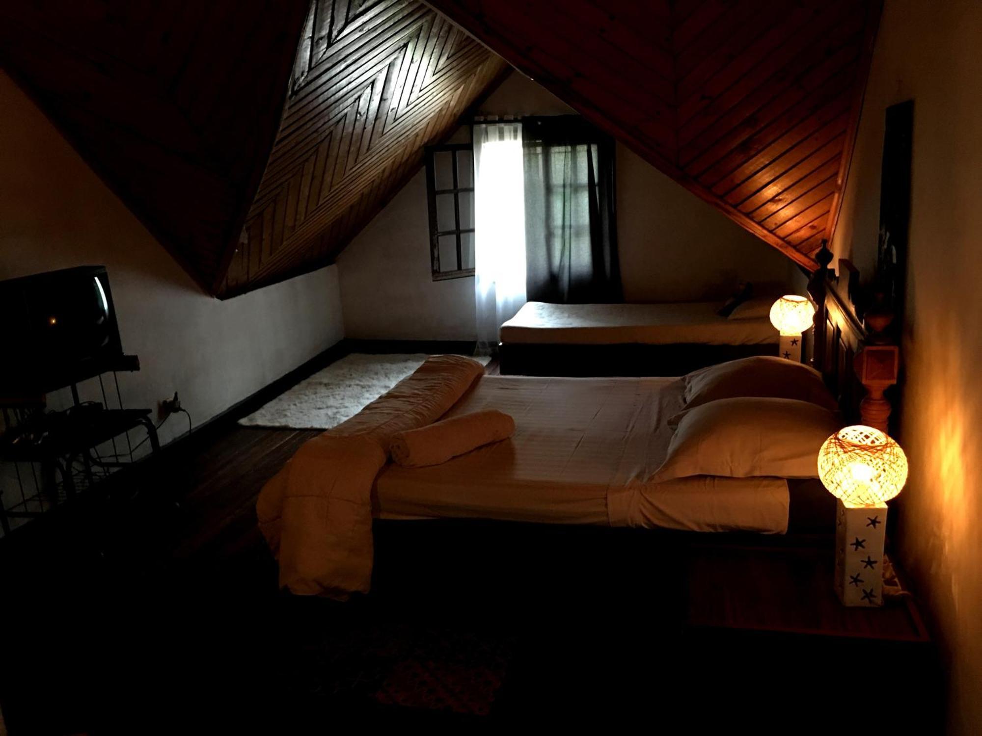 Le Fumoir Guest House Familiale 塔那那利佛 外观 照片